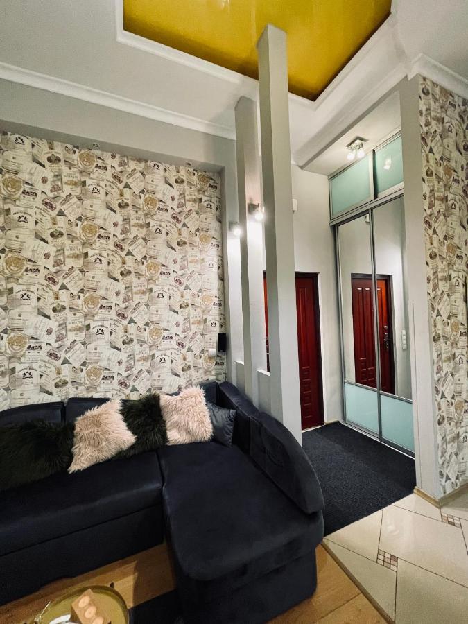 Apartments Djulia On Valova Street Лвив Екстериор снимка